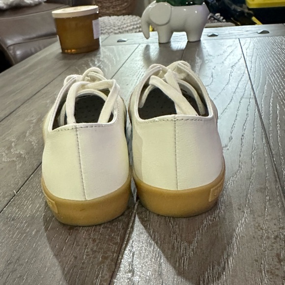 Seavees Leather Sneakers - Picture 9 of 14